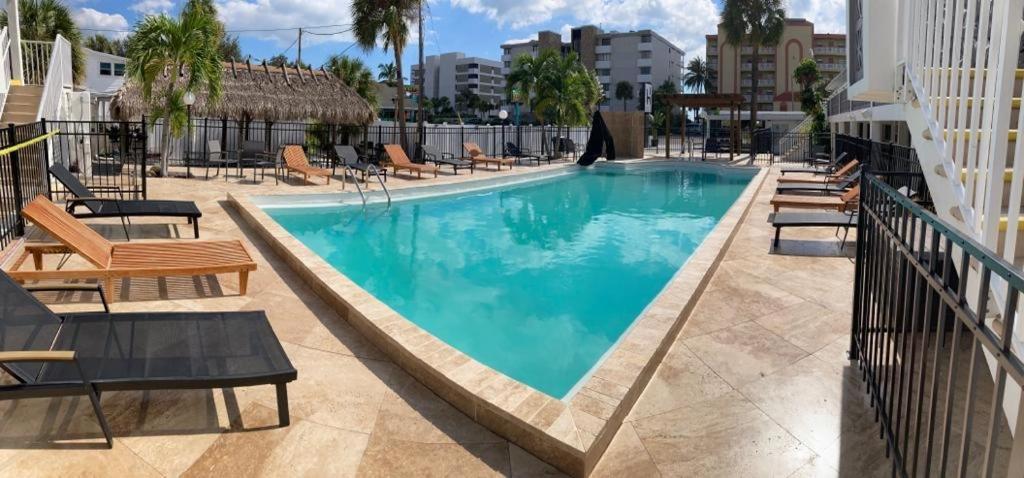 Inn Isles Madeira Beach