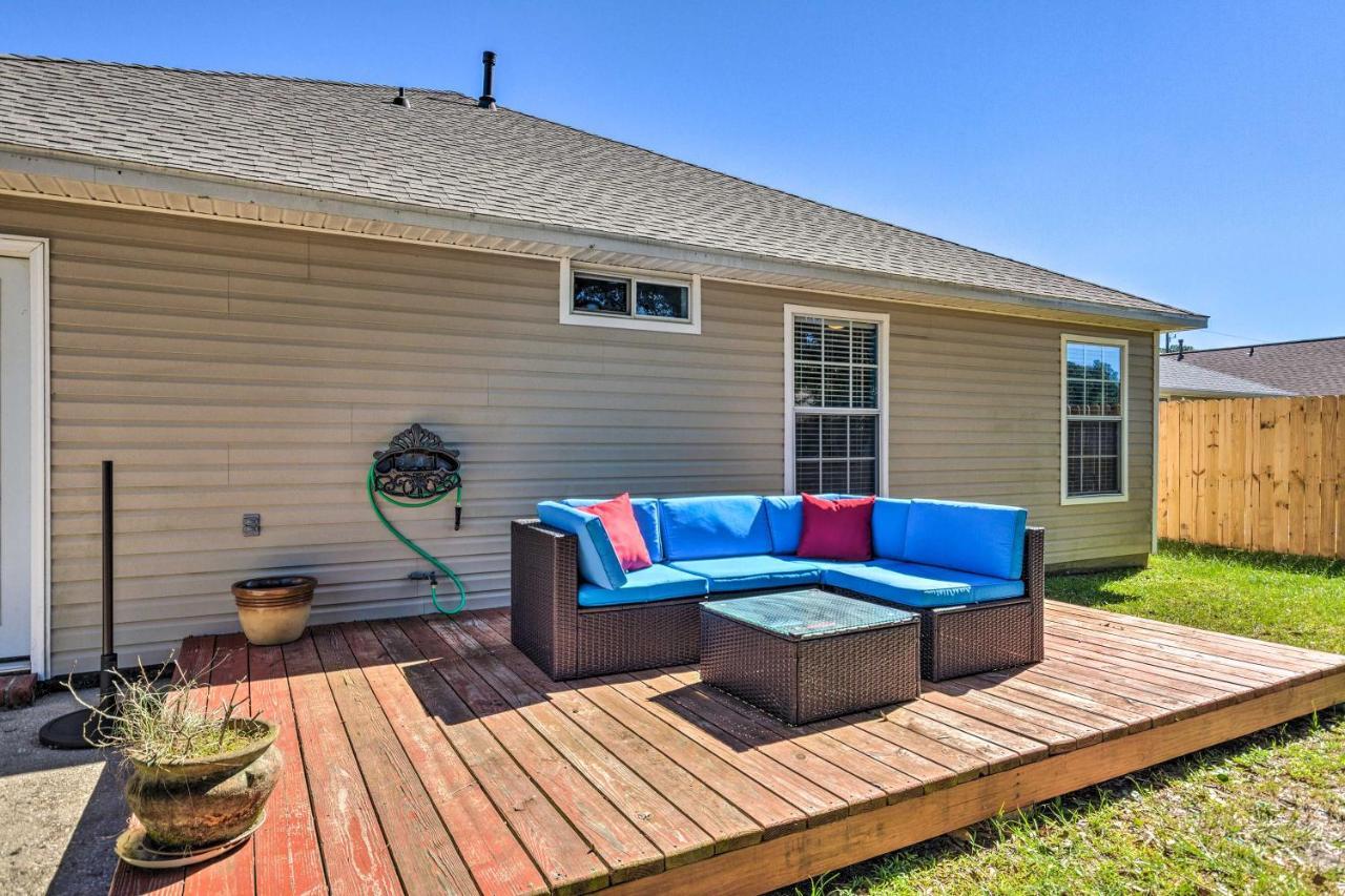 Bright With Yard About 6 Mi To Holiday home