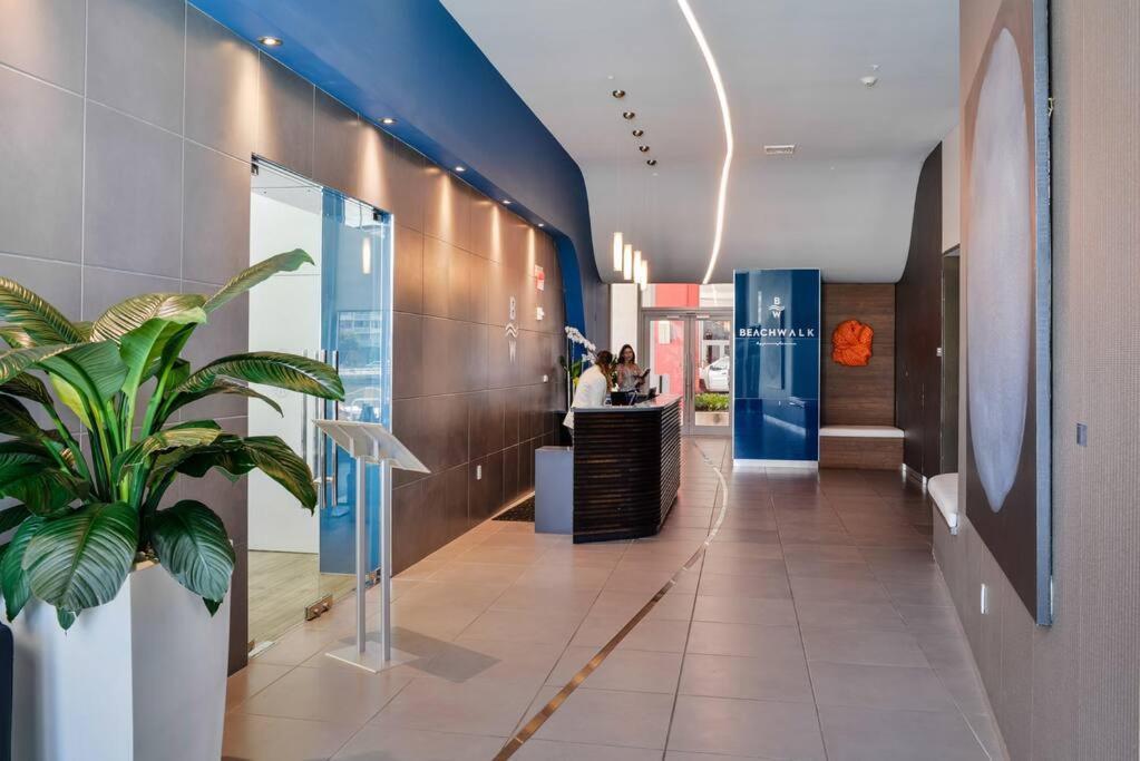 Apartment Wonderful Studio Beachwalk With Great Views Hallandale Beach