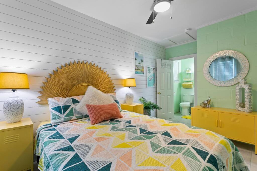 Holiday home Deco Drive Waterfront 1bed On The Bay *