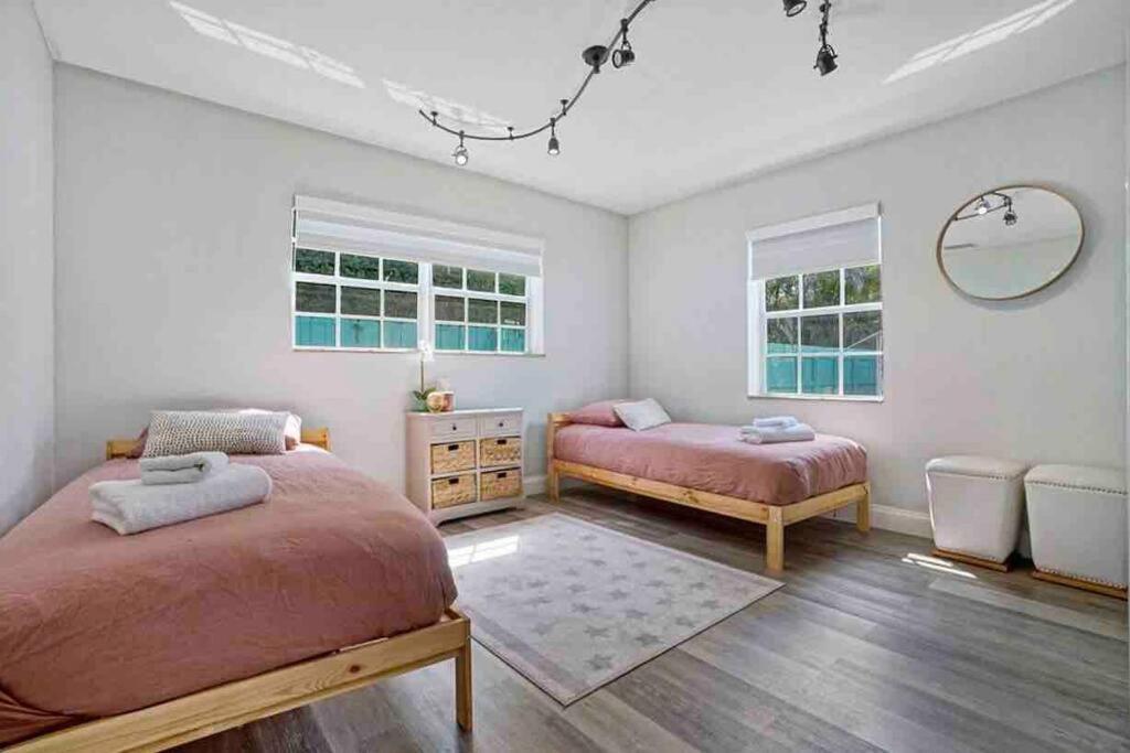 Holiday home Your Florida Vacation Destination- Near Beach *