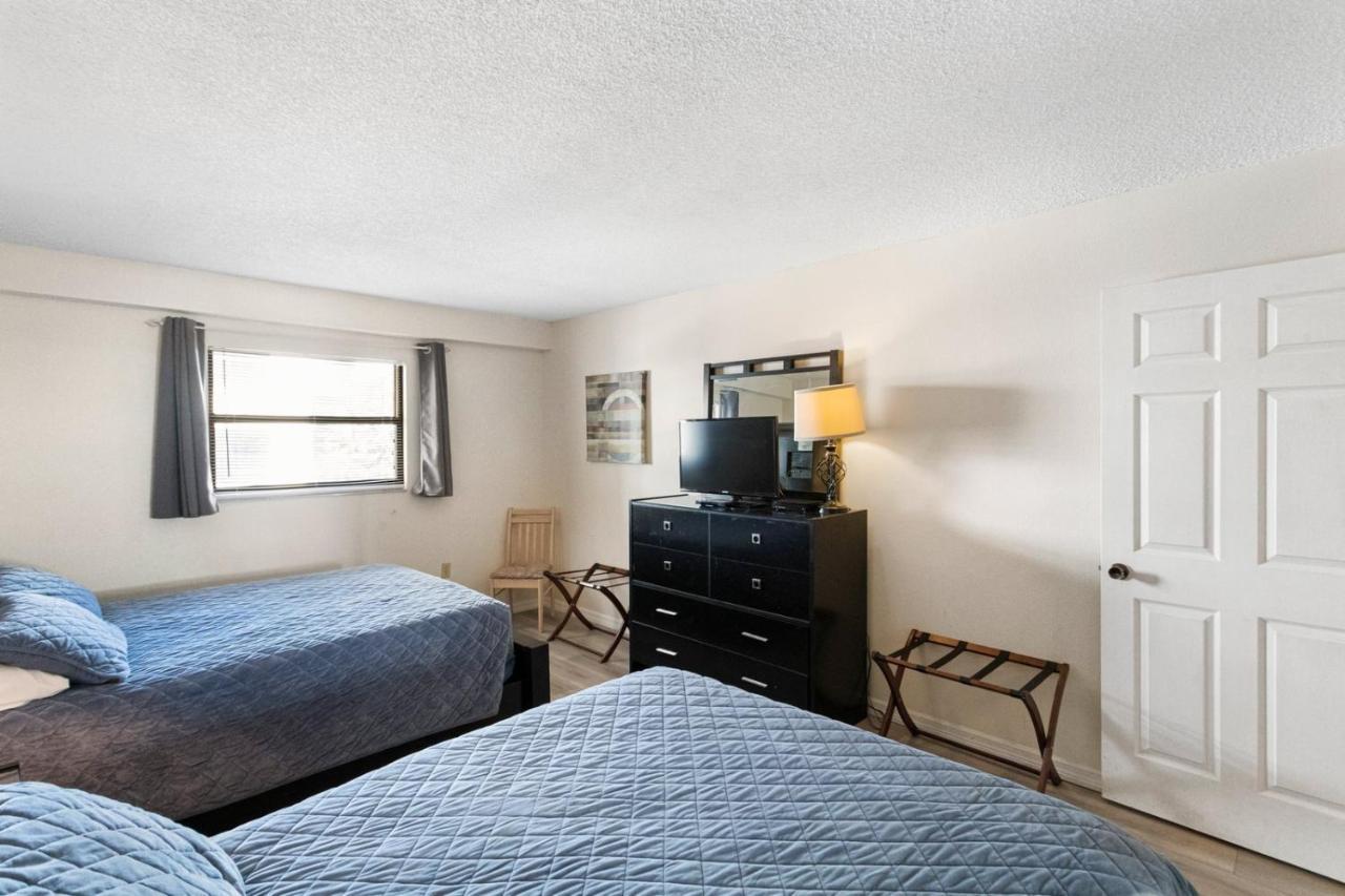 202 Place Holiday home