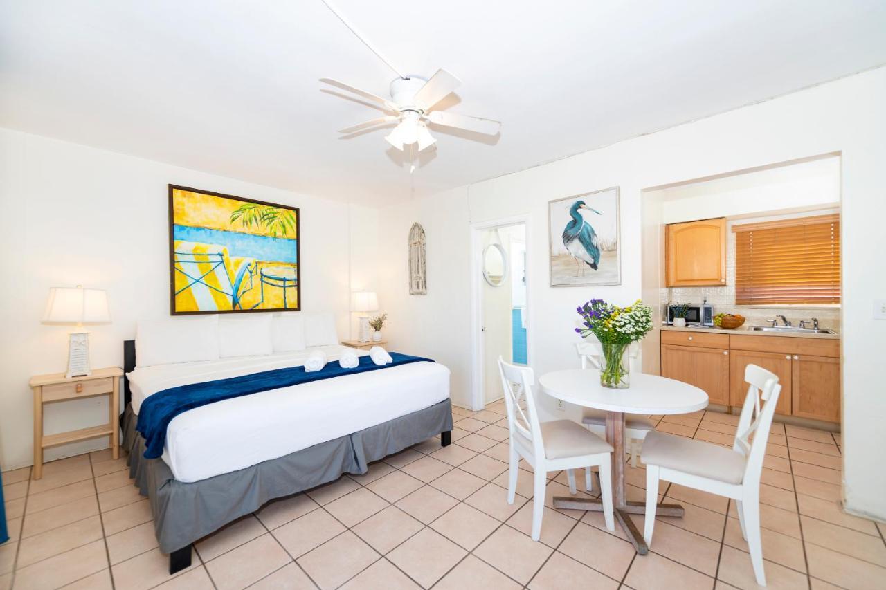 Tropic Isle & Apartment