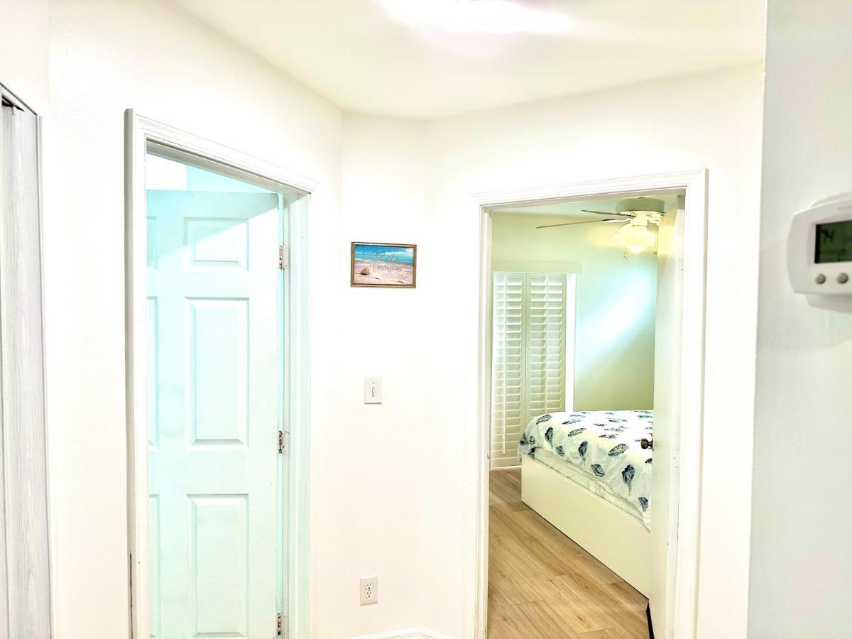 Seashell 2 * Boynton Beach