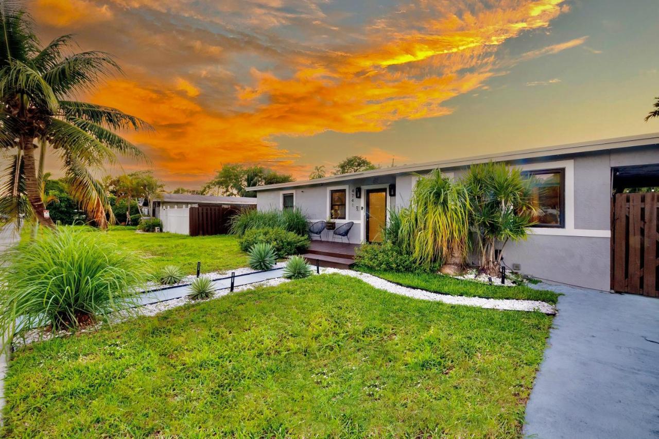 Private Heated Pool Oasis Pet-friendly Retreat Short Or Long Sleeps 2-8 Ppl Villa Pompano Beach