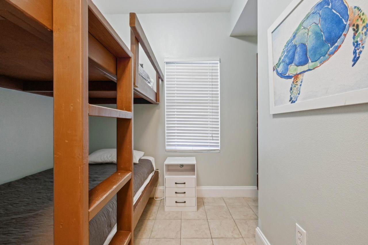 Holiday home Laketown Wharf! Sleeps 9 - Condo, Stunning Ocean Views! By Dolce Getaways Pcb Panama City Beach