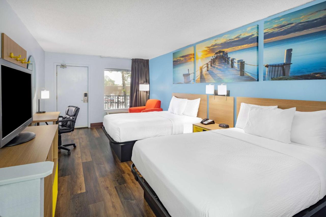 Days By Wyndham I-10 Pensacola
