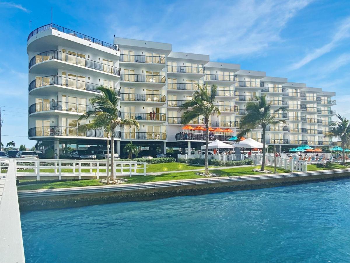 Resort Fusion Waterfront