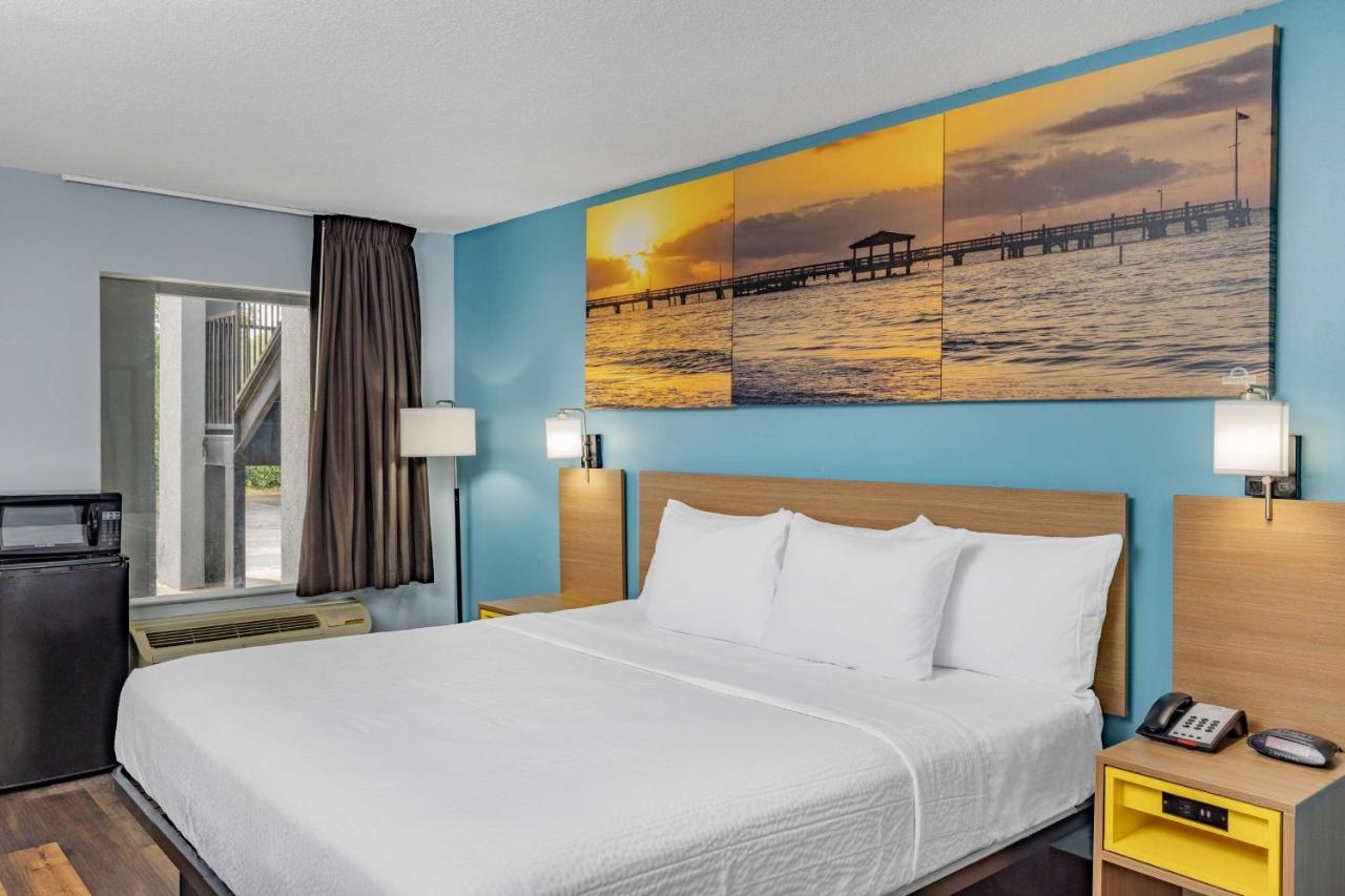 Days By Wyndham I-10 Motel Pensacola