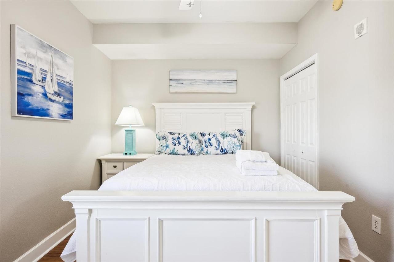 Gone Coastal - Tidewater Beach #2410 By Book That *