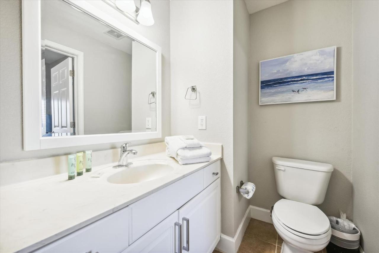 Gone Coastal - Tidewater Beach #2410 By Book That Holiday home