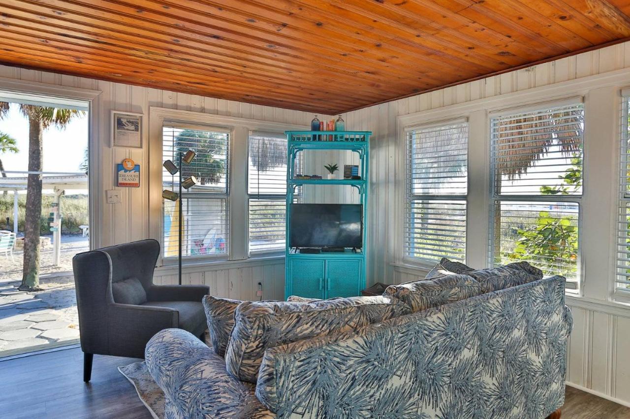 5 - Seahorse Cottages * St. Pete Beach