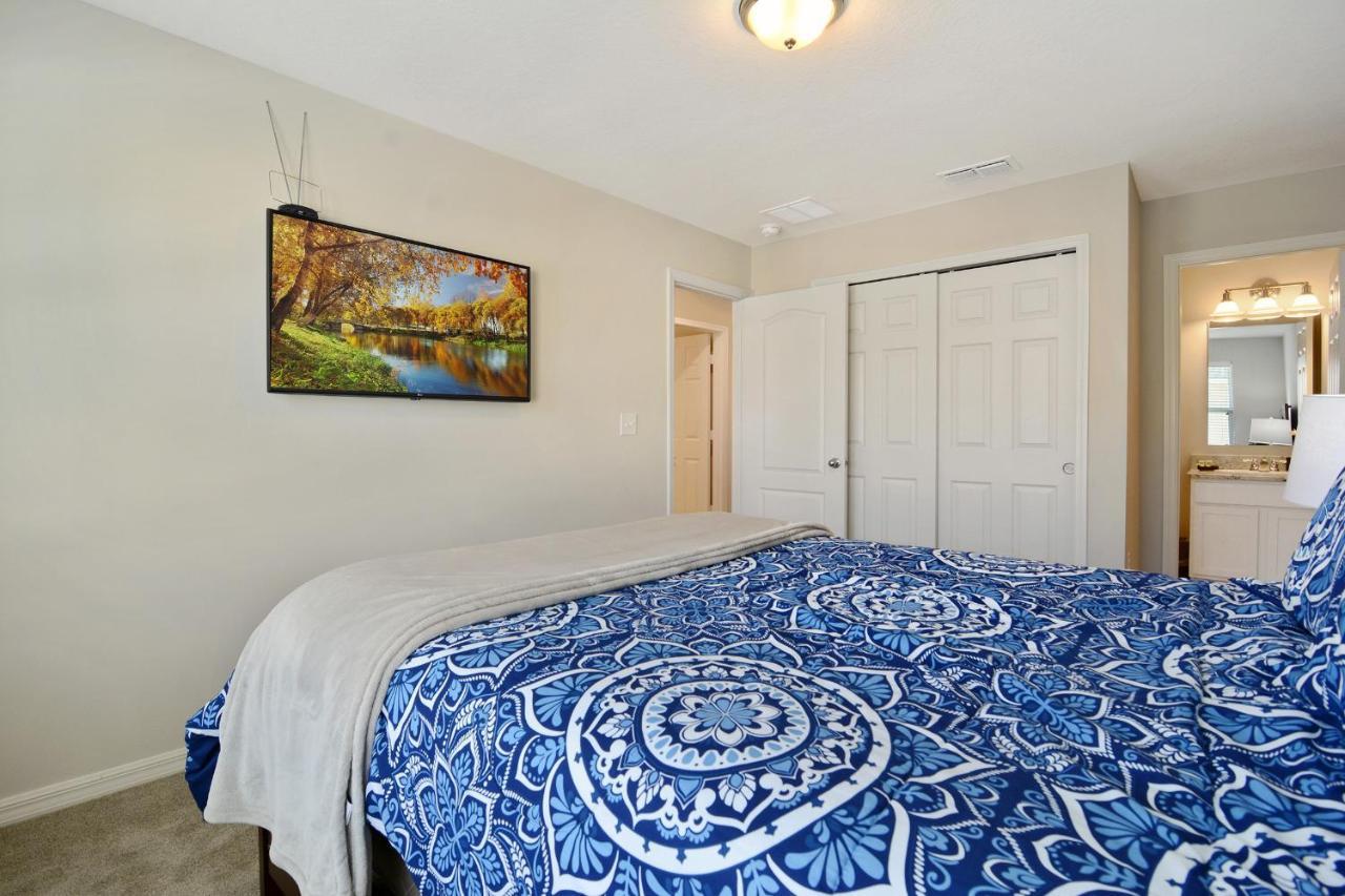 Four Bedrooms Townhome 5130