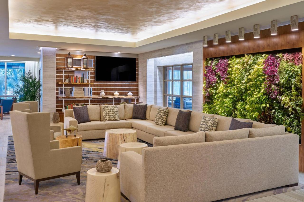 The Westin Lauderdale Hotel