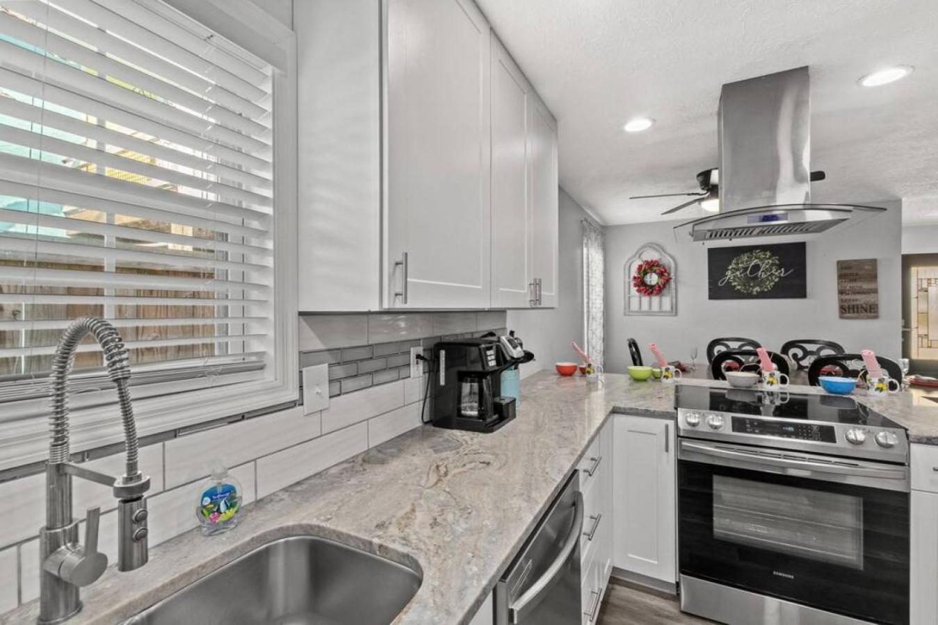 Seaside Serenity: Coastal Beach With Outdoor Living Panama City Beach