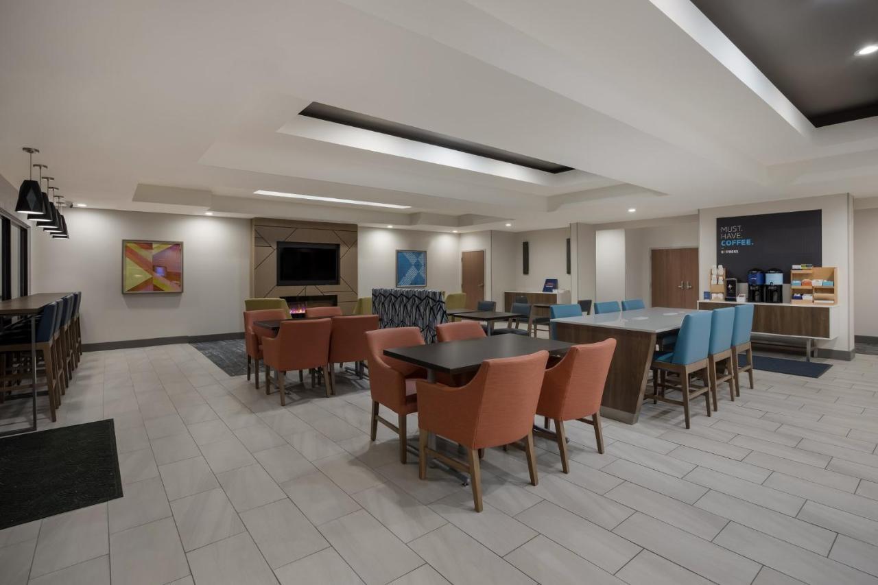 Hotel Express & Perry, An Ihg 2*