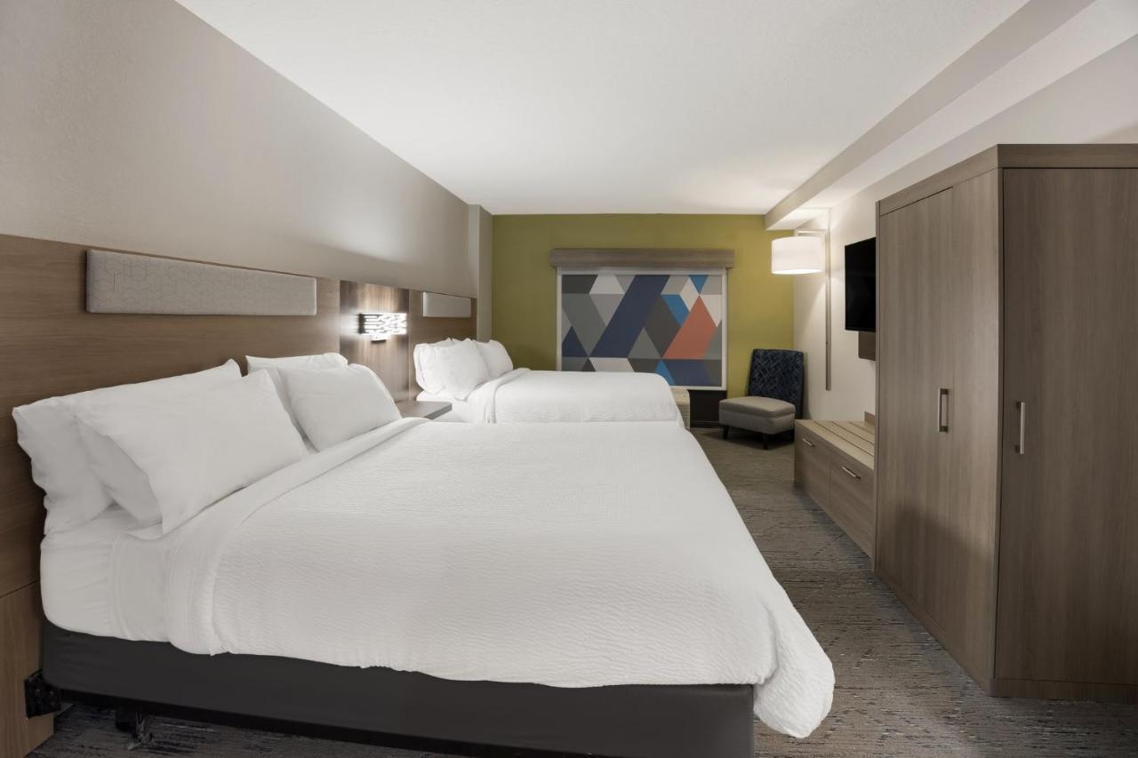 Express & Perry, An Ihg Perry
