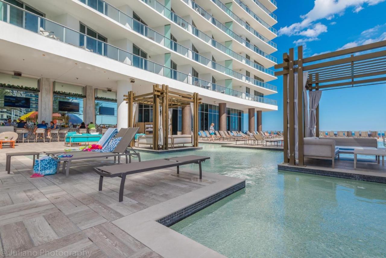Apartment 2 Bedroom On 17th Floor On The