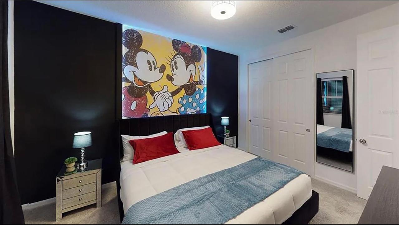 Mickey's Mansion Villa