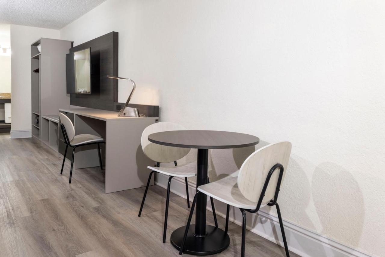Resort Avanti International 3*