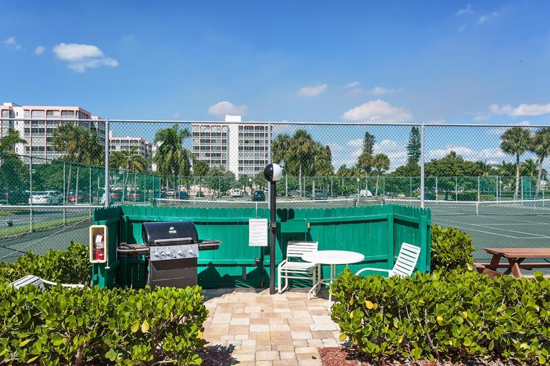 Apartment Estero Tennis 1204a