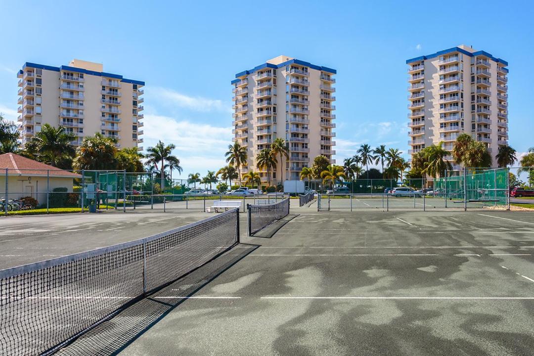 Estero Tennis 1204a *