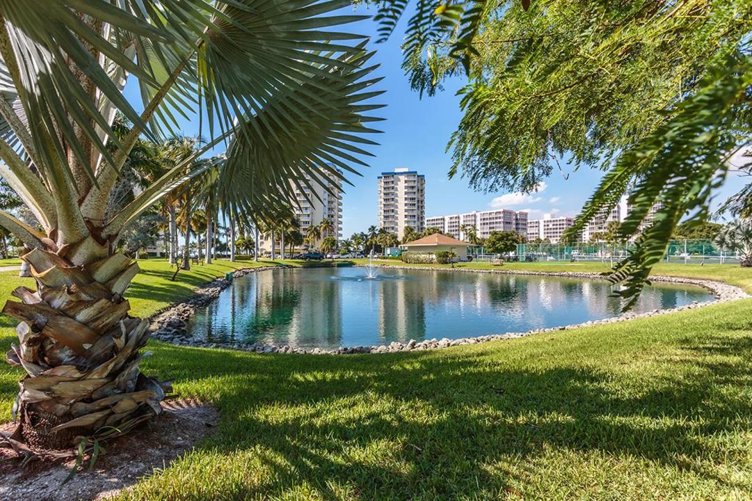 Estero Tennis 1204a Apartment