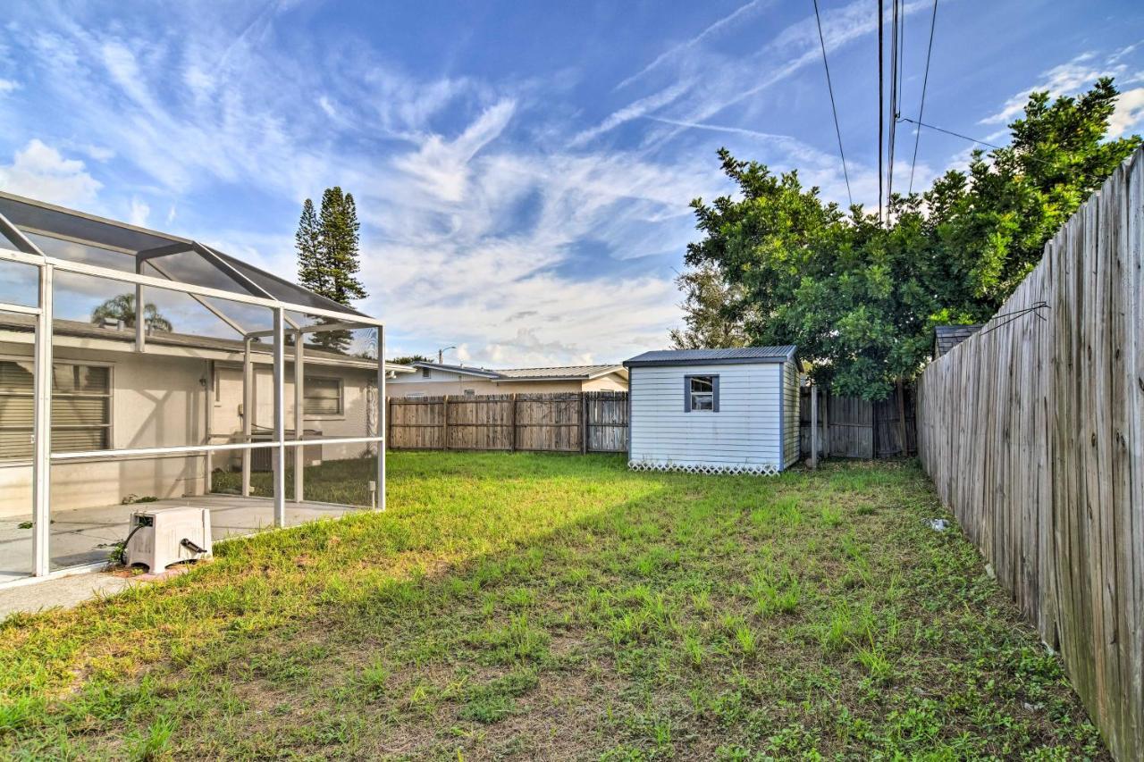 Holiday home Snowbird Sanctuary With Covered Patio! Bradenton