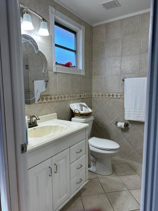 The Perfect Gulfport Fl Getaway! Holiday home St. Petersburg