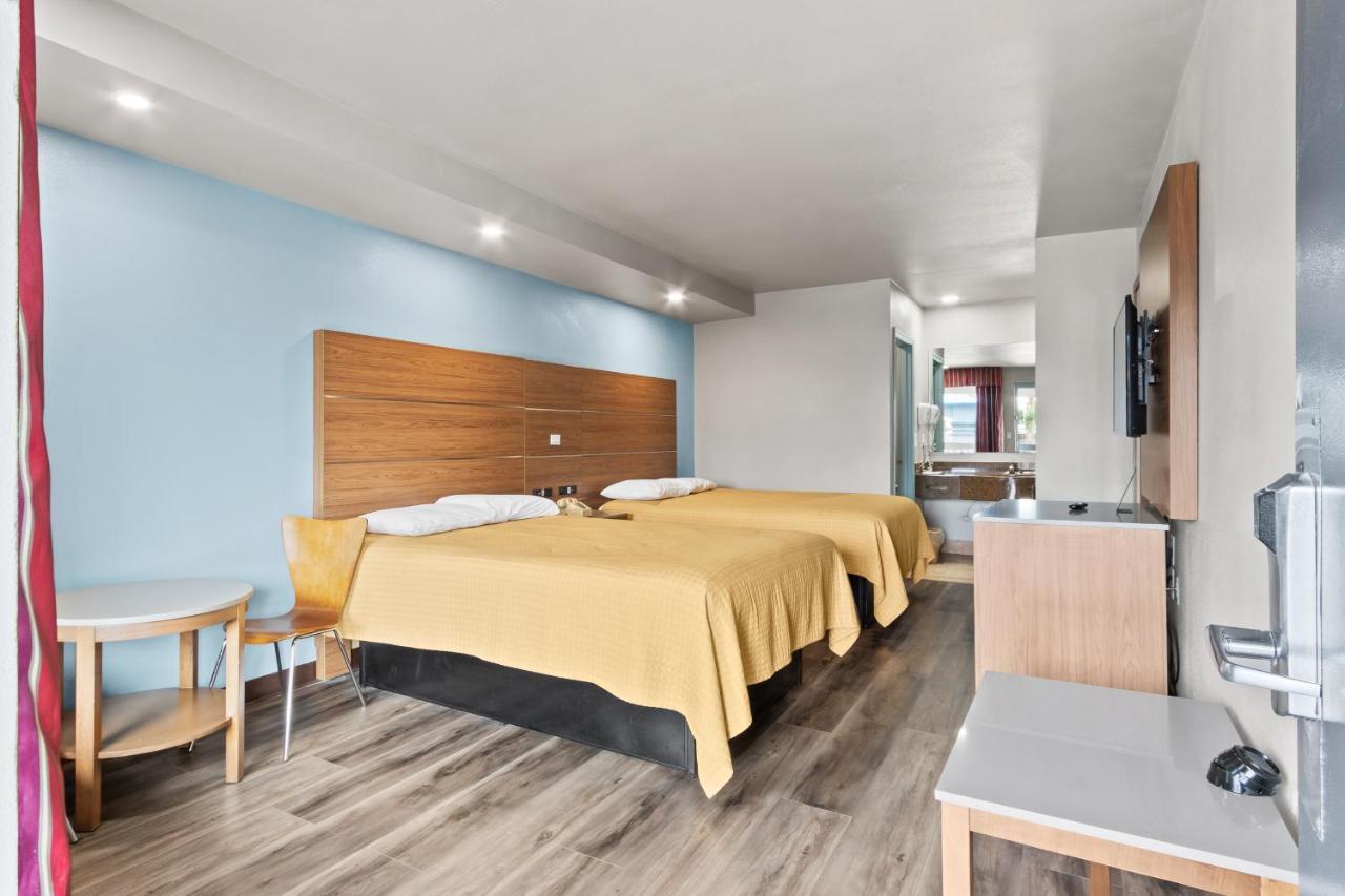 Regency Near Boardwalk & Hurlburt Field Motel 2*