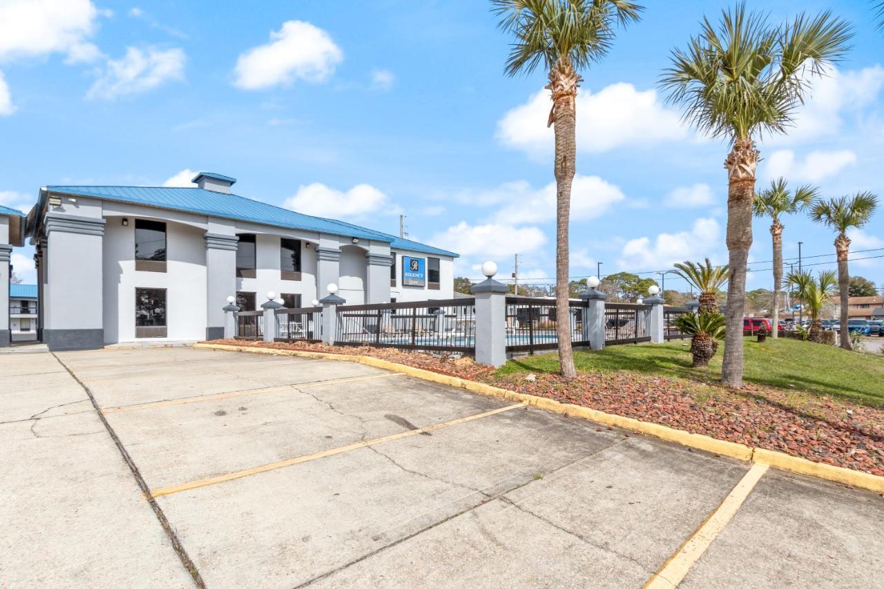 Regency Near Boardwalk & Hurlburt Field 2*