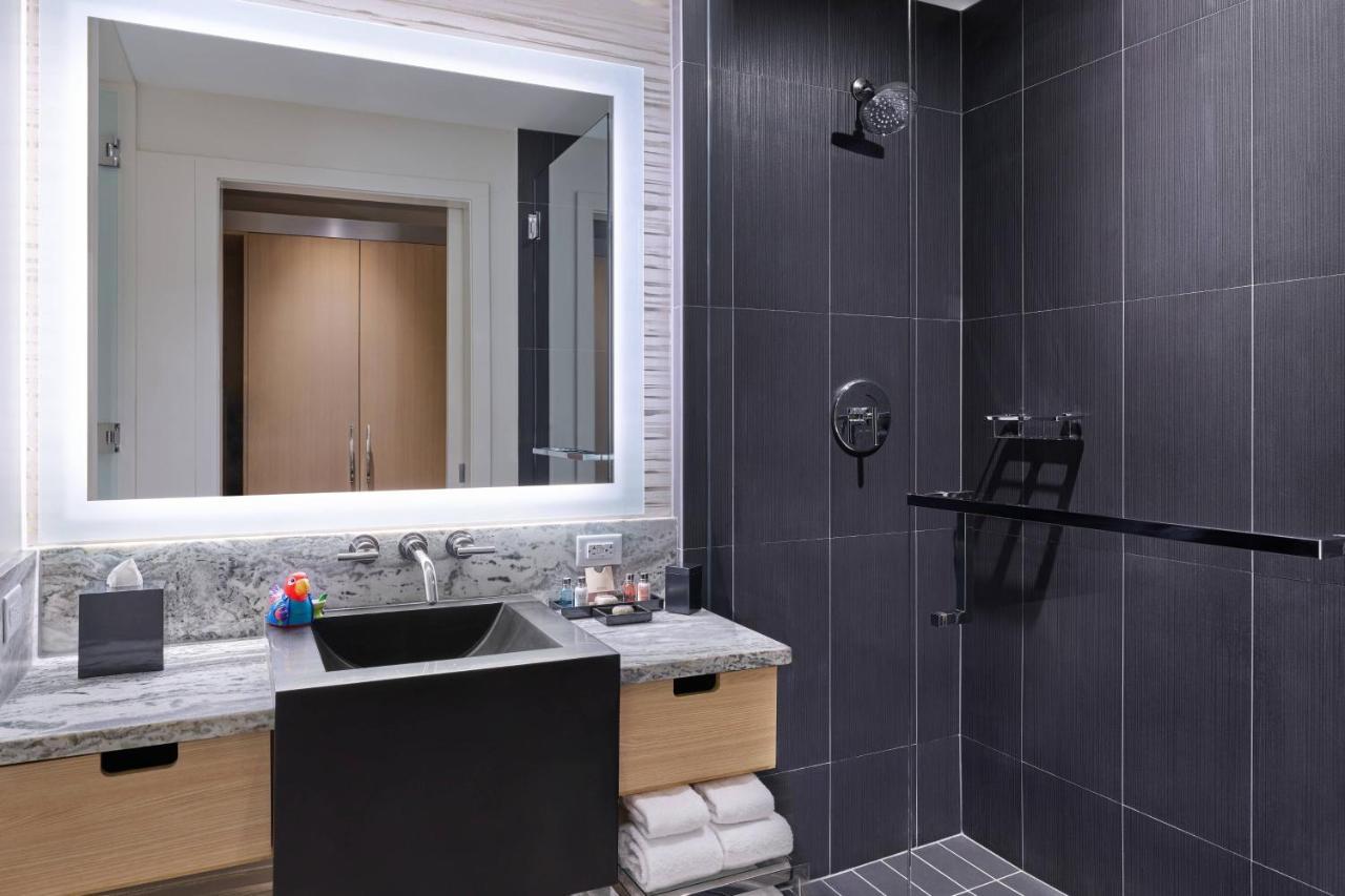Art Ovation Hotel, Autograph Collection Hotel Sarasota