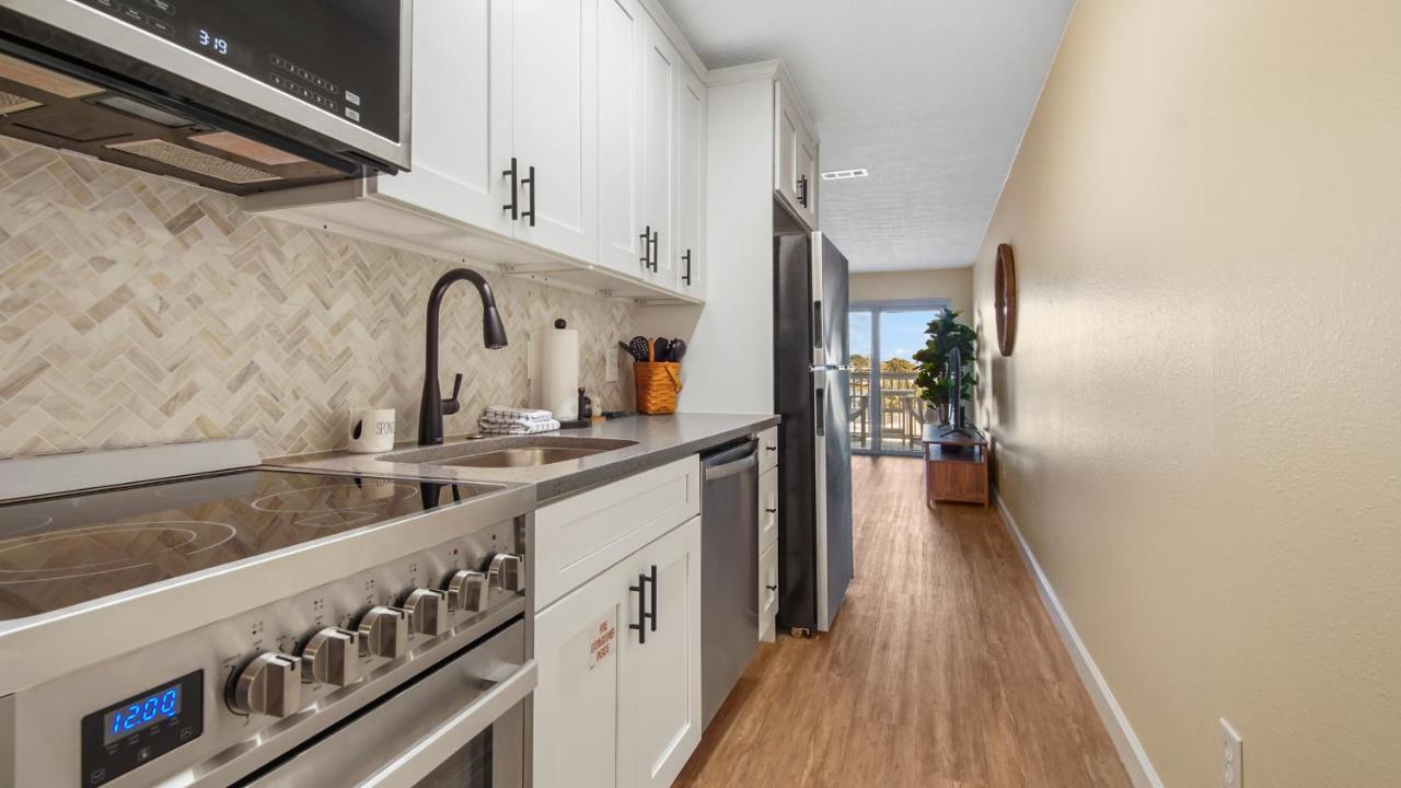 Vibes - Lullwater 437 By Nautical Vacation Panama City Beach