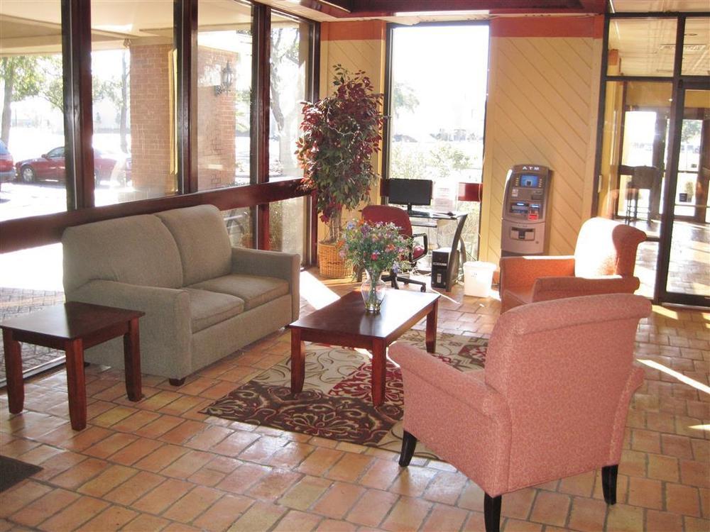 Rest And Relax Motel 2*