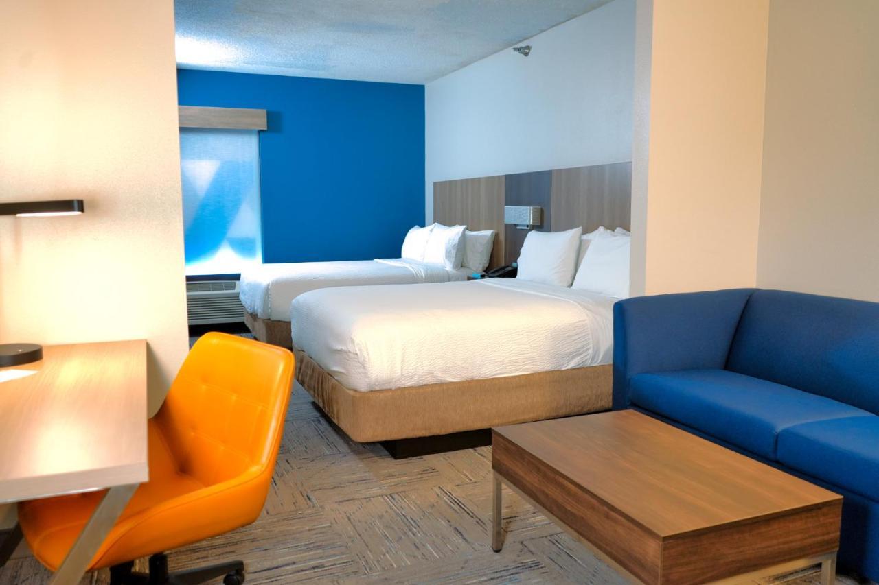 Express & Tampa-oldsmar By Ihg 2* Oldsmar