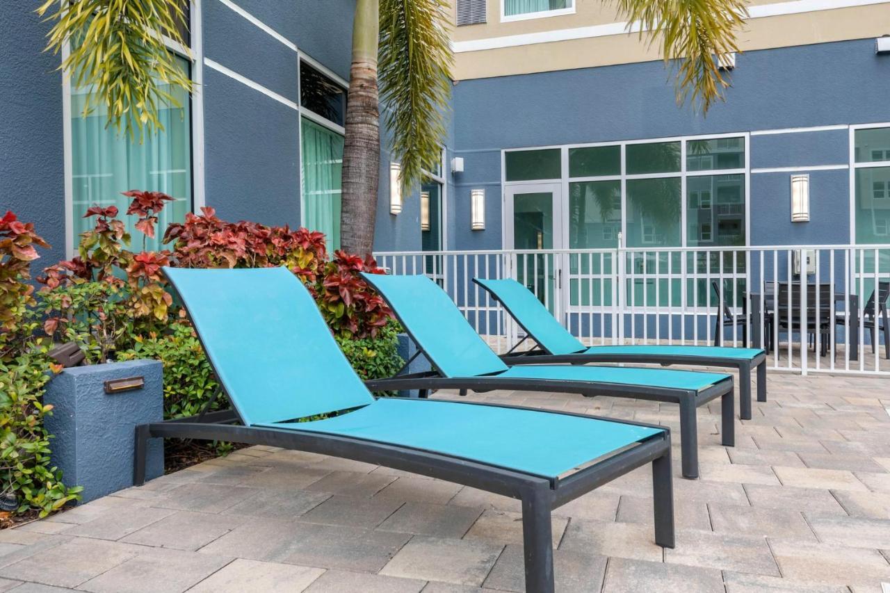 Staybridge Fl By Ihg Hotel