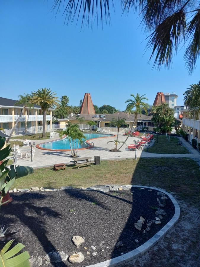 Rodeway Inn Holiday