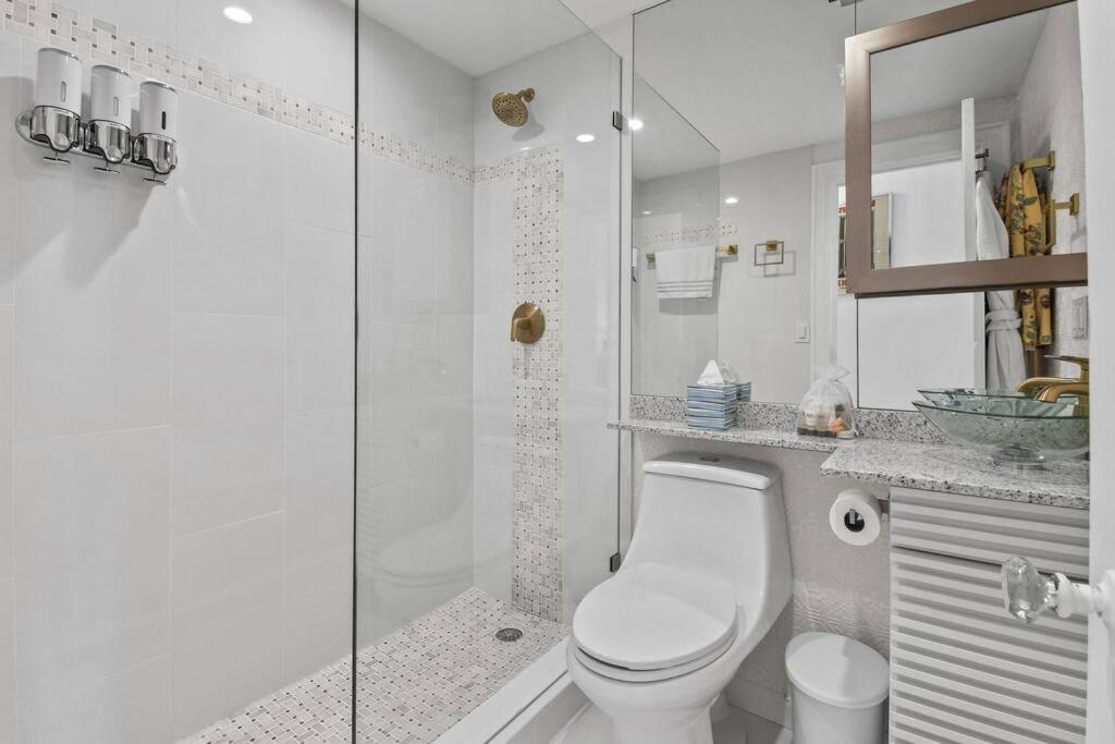 Blue Orchid Apartment-palm Beach-pool Apartment *