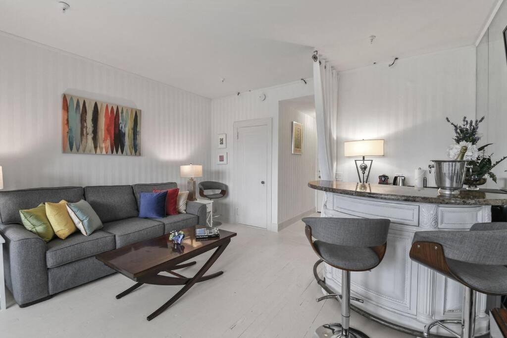 Blue Orchid Apartment-palm Beach-pool