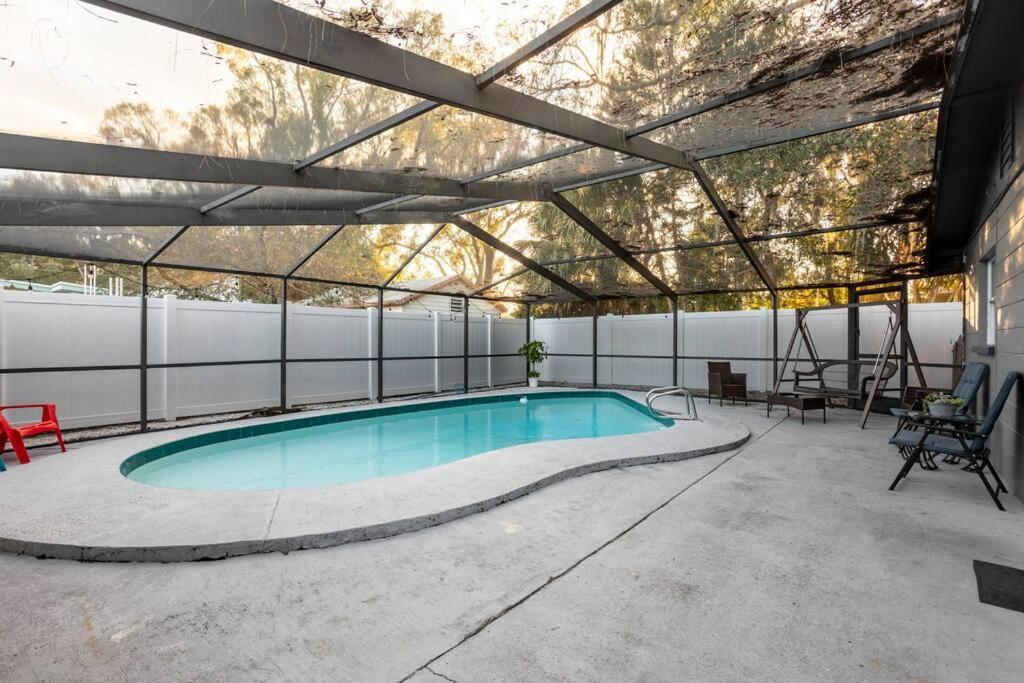 Entirehouse W/bush Garden View_private Heated Pool * Tampa