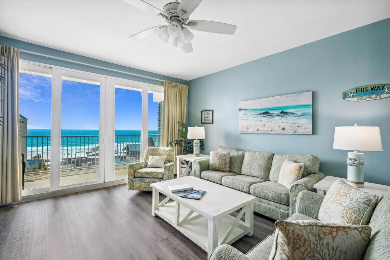 Laketown Wharf #824 By Nautical *