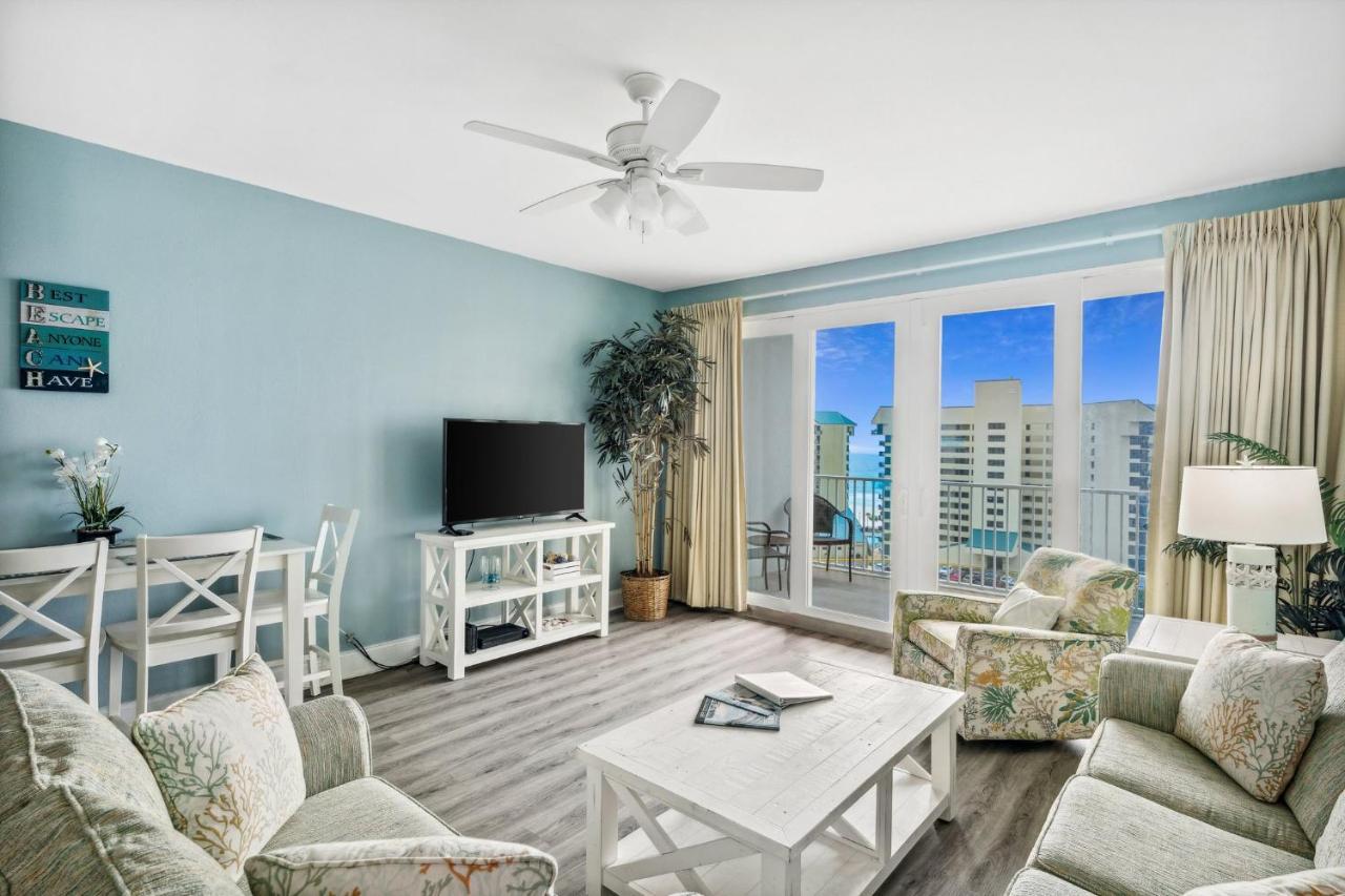Laketown Wharf #824 By Nautical