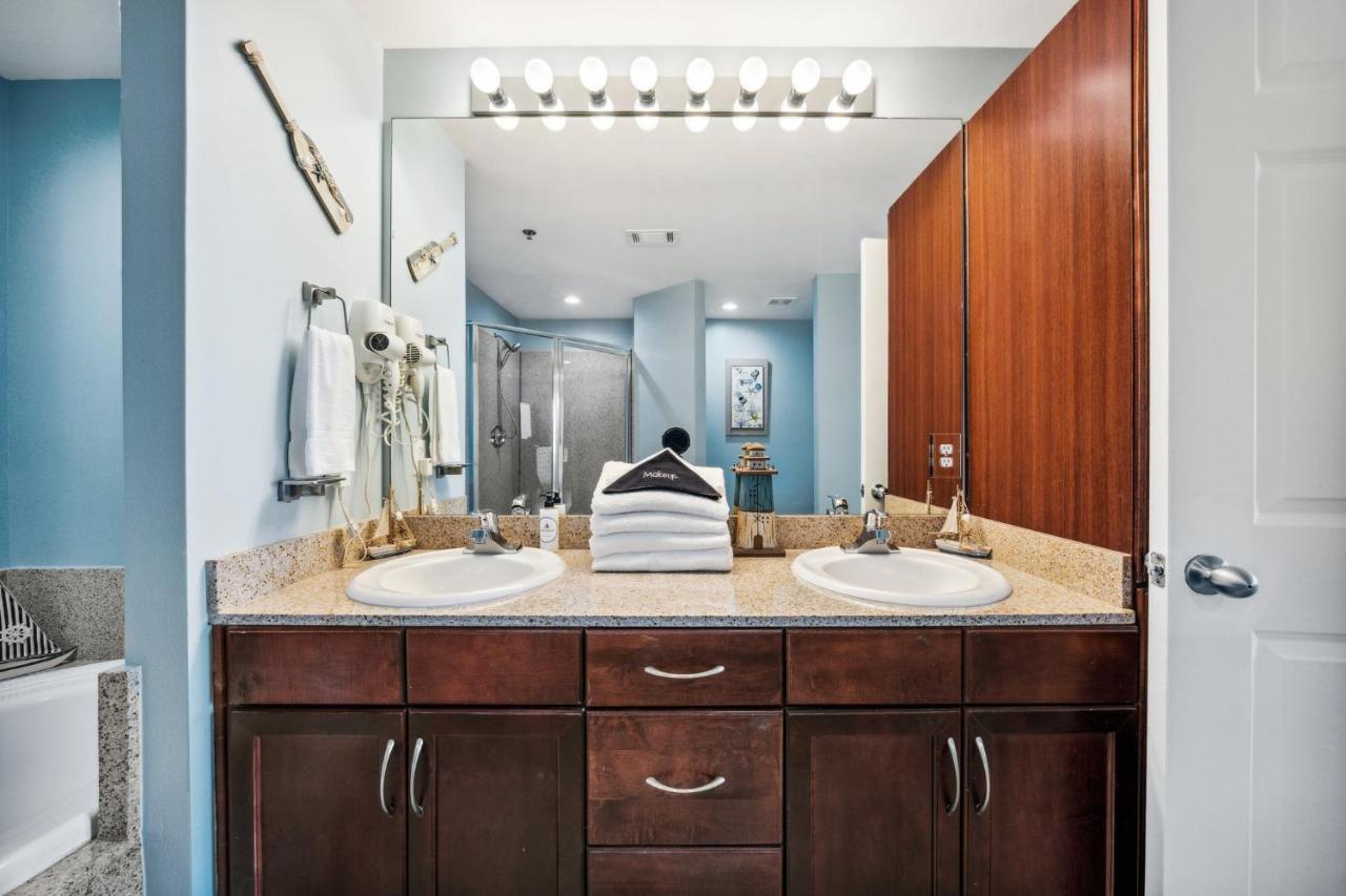 Laketown Wharf #824 By Nautical Holiday home *