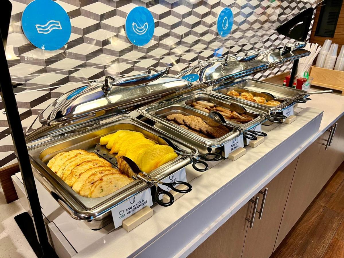 Express & Tampa-oldsmar By Ihg Hotel