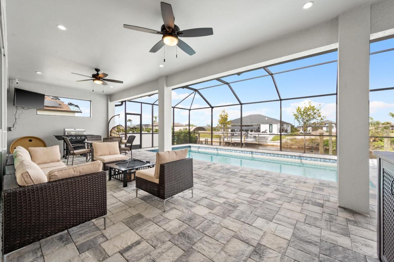Heated Pool With King Bed - Gulf Access - Game * Cape Coral
