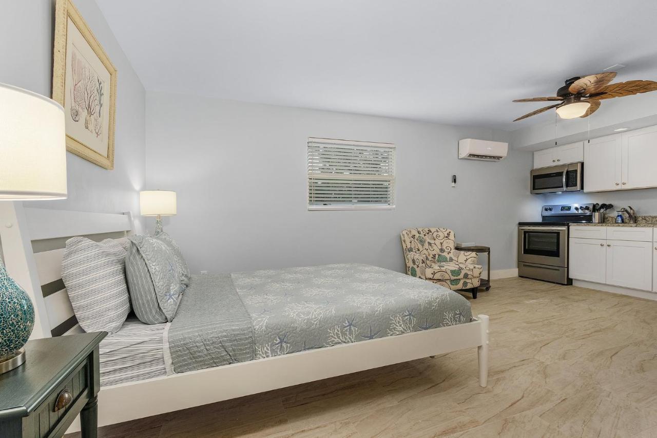 On Shoreview Hotel Matlacha