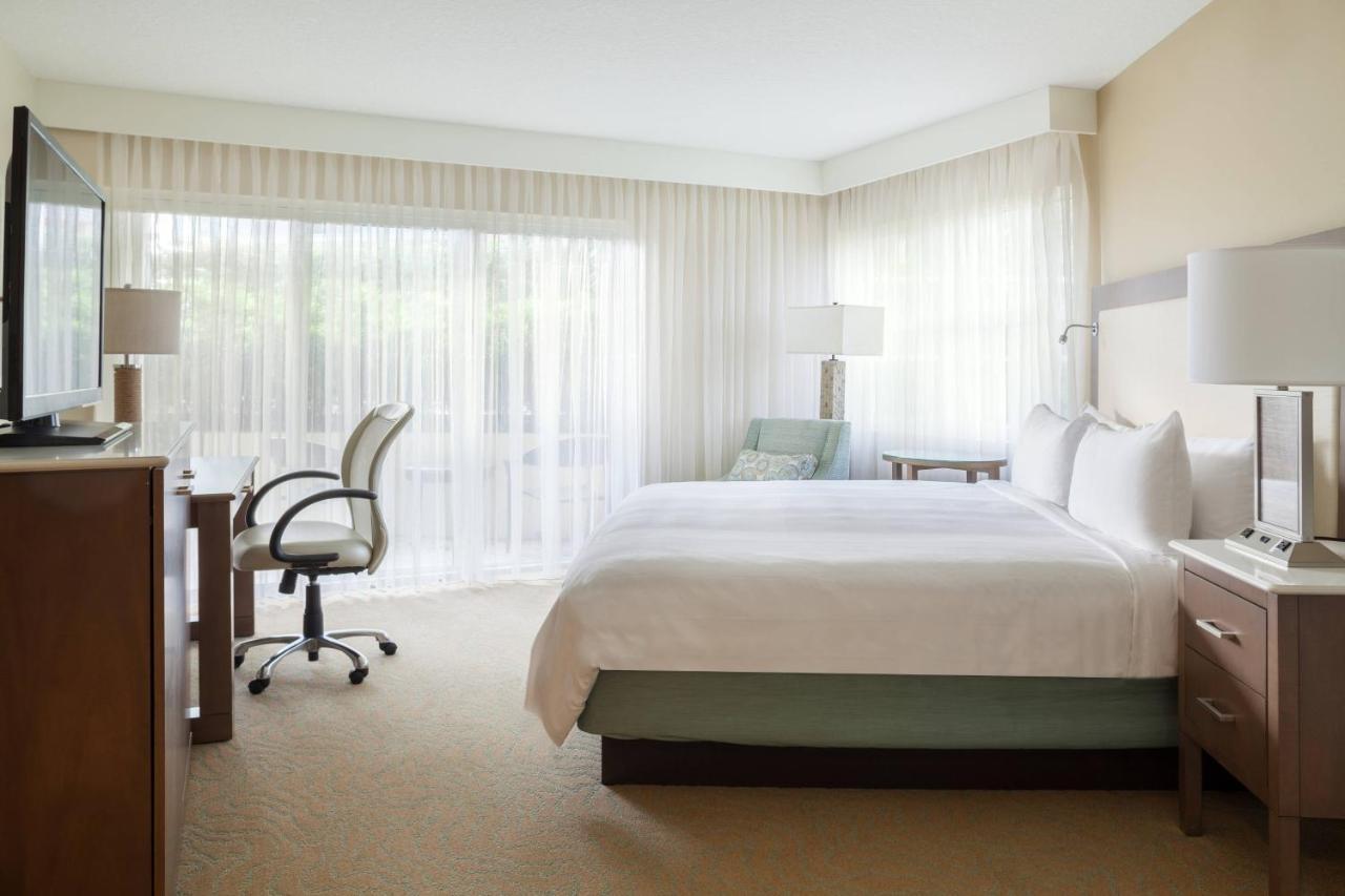 Lauderdale Marriott Pompano 4* Pompano Beach