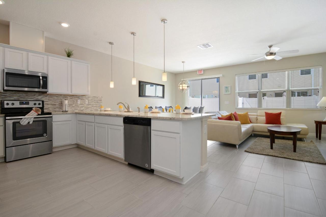 Holiday home Four Bedrooms Townhome 5130