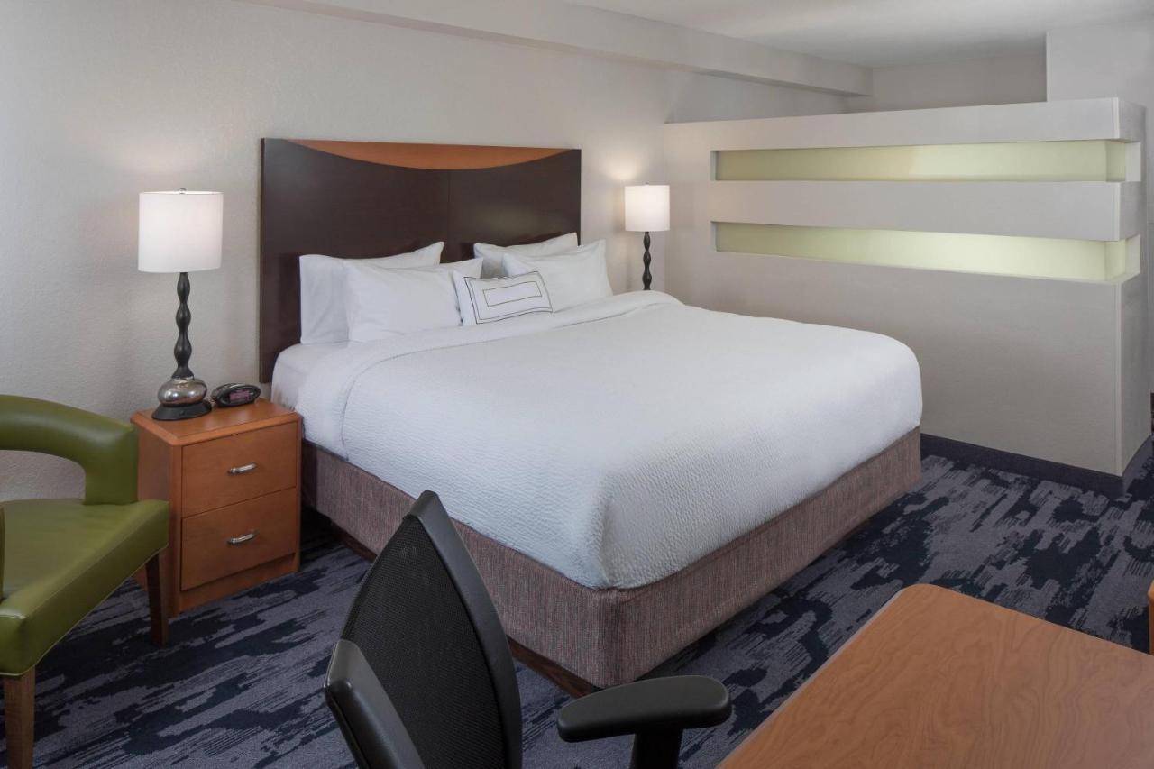 Fairfield & By Marriott Orlando Buena Vista Hotel 3*