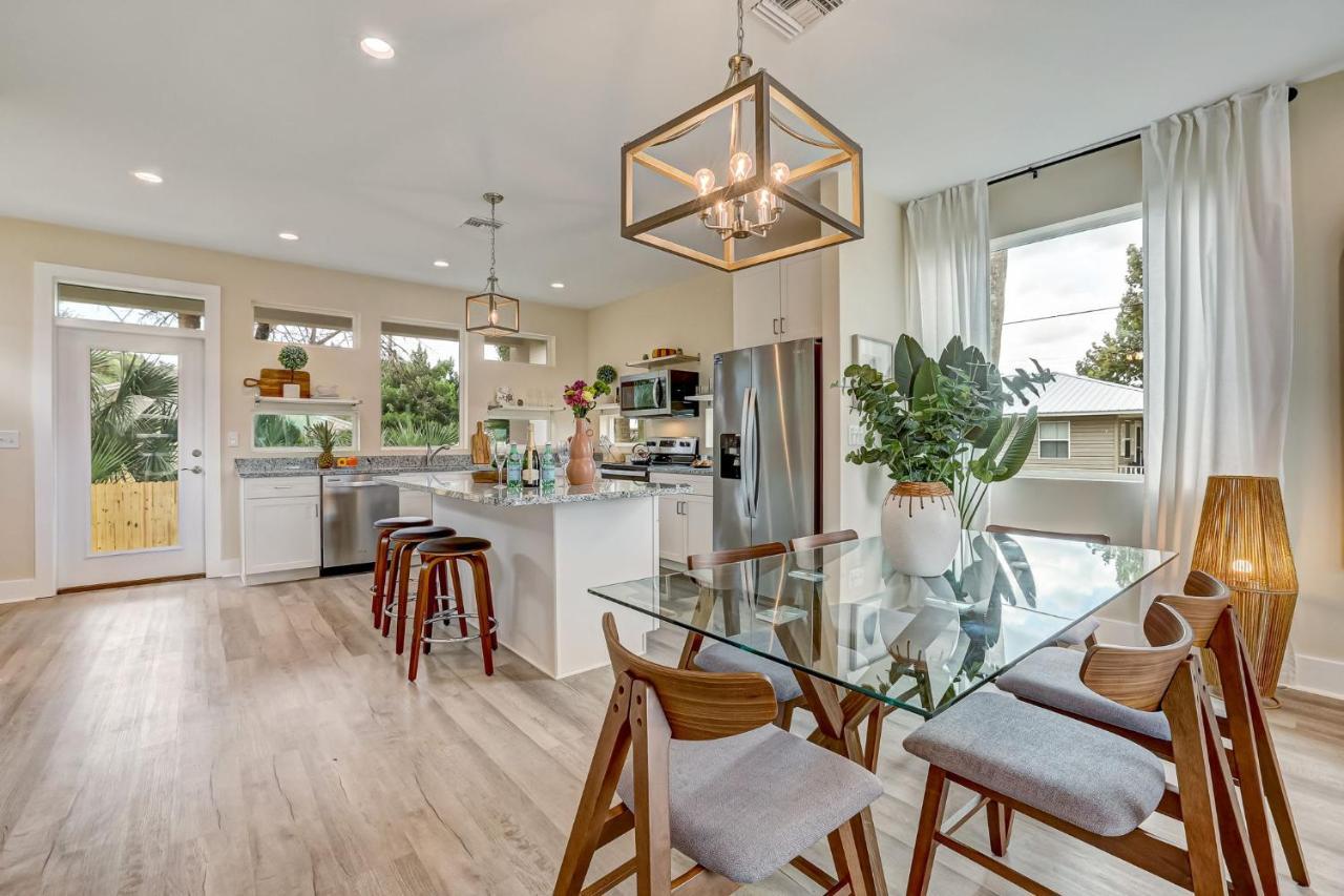 319 Riberia- Minutes To Downtown Holiday home